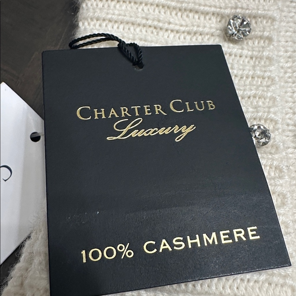 NEW Women's Charter Club Cashmere Embellished Beanie Fresh Orchid - Picture 4 of 6